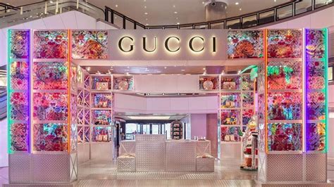 gucci metaverse fashion show|Gucci metaverse marketing.